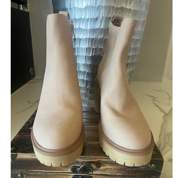 DV by Dolce Vita Juliet Lug Sole Boots in Beige - Picture 3 of 10